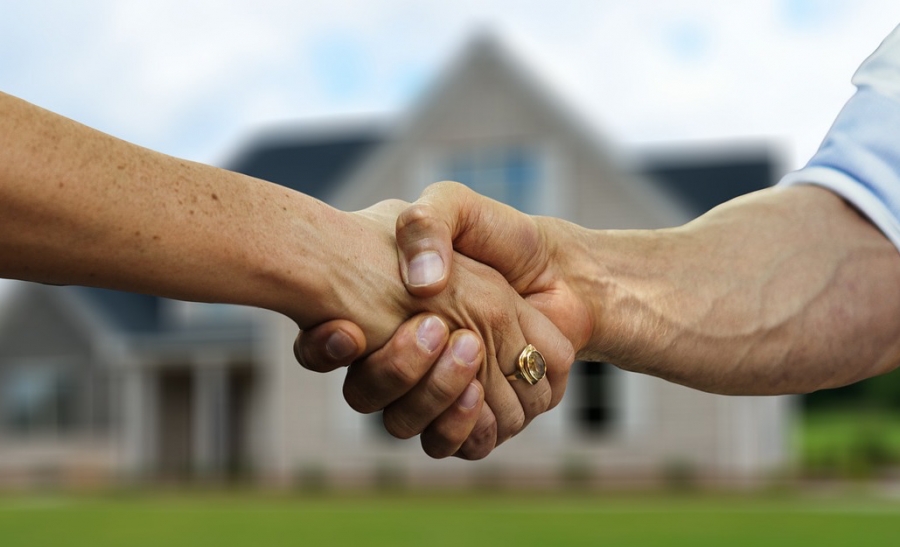 How to Help Your Family Members Buy a Home Without Co-Signing